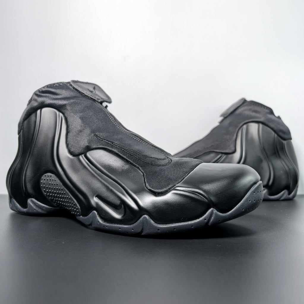 Nike Air Flightposite "Triple Black"