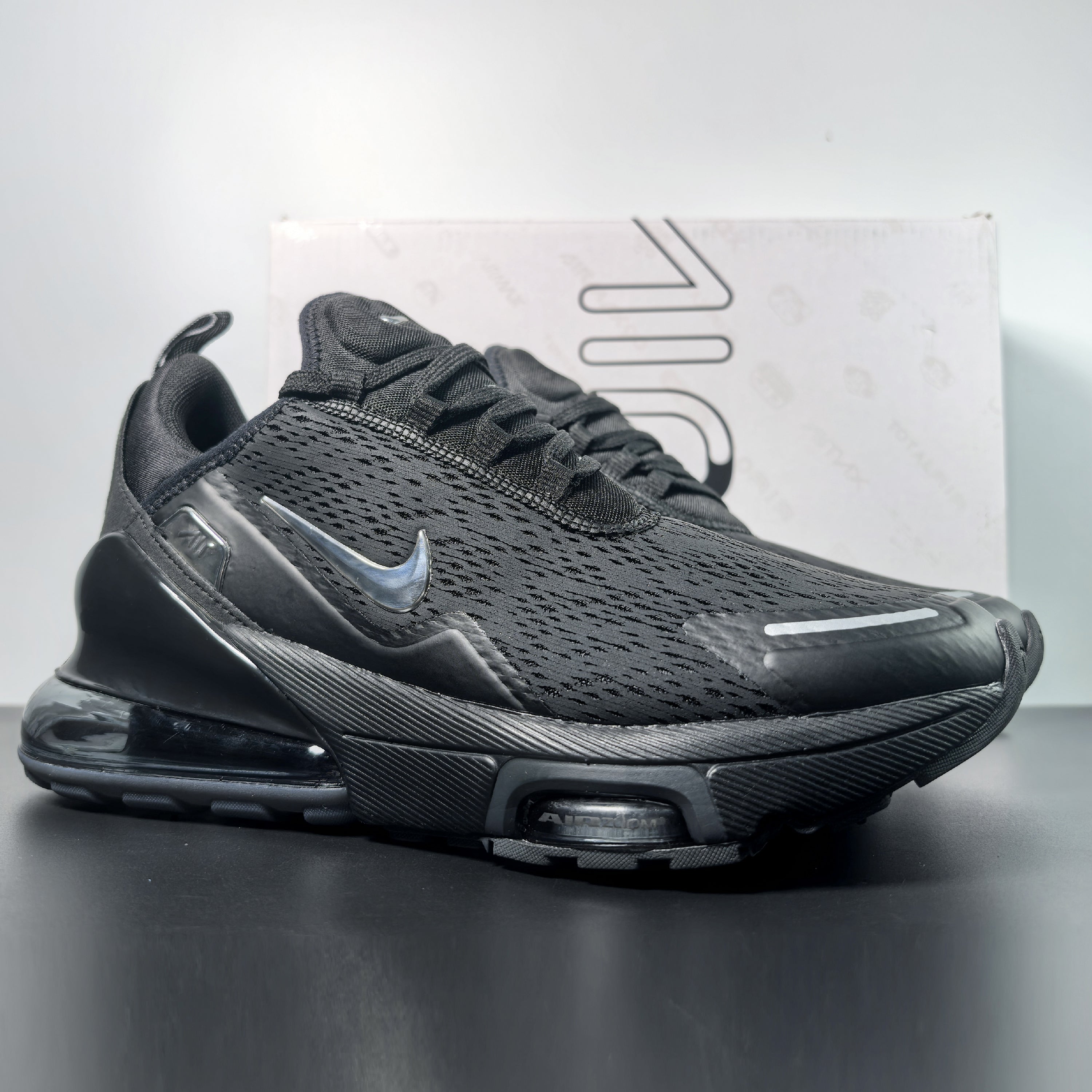 Nike Air Max 270 Premium