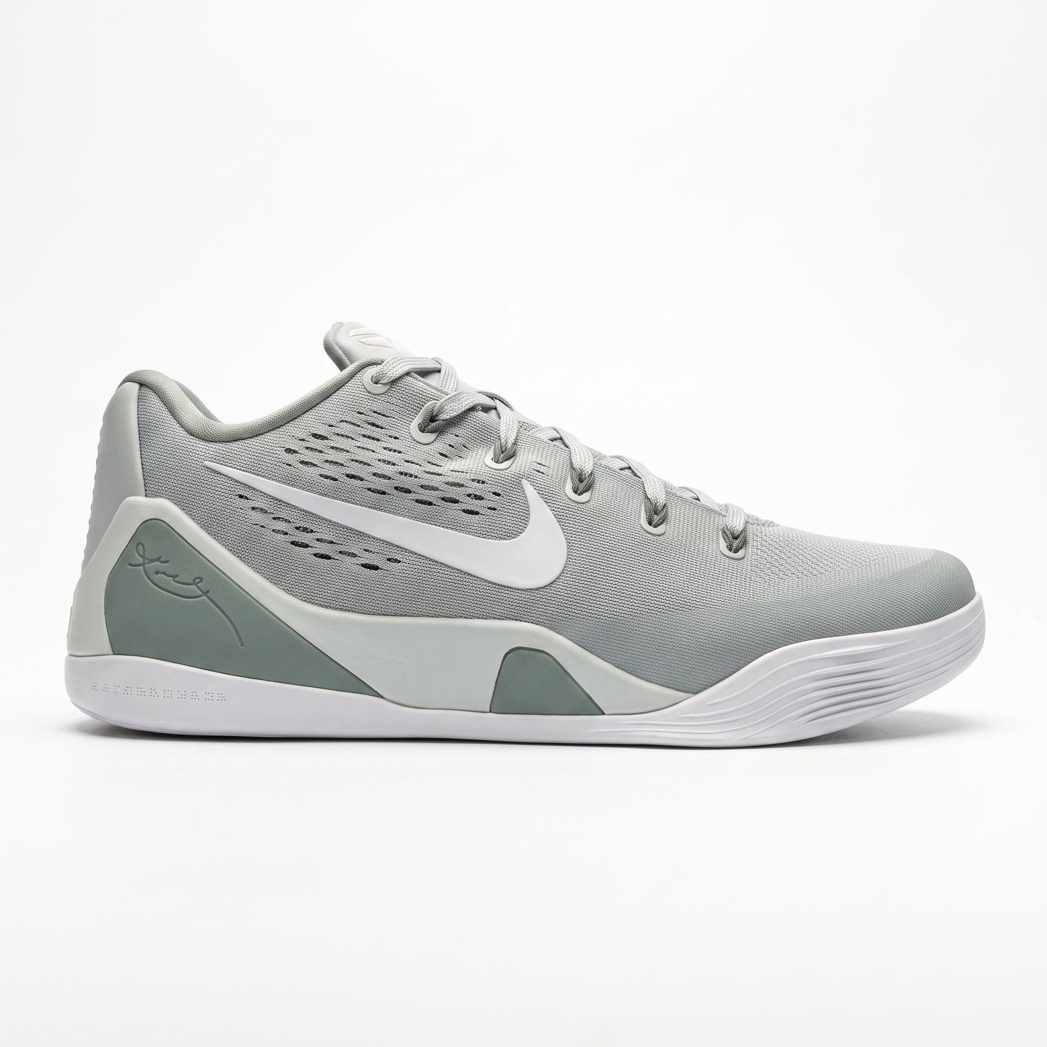 Nike Kobe 9 EM Protro