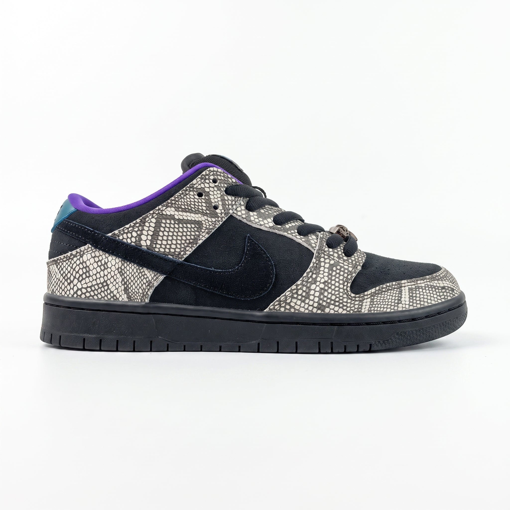 Dashawn Jordan x Nike SB Dunk Low "Copperhead"