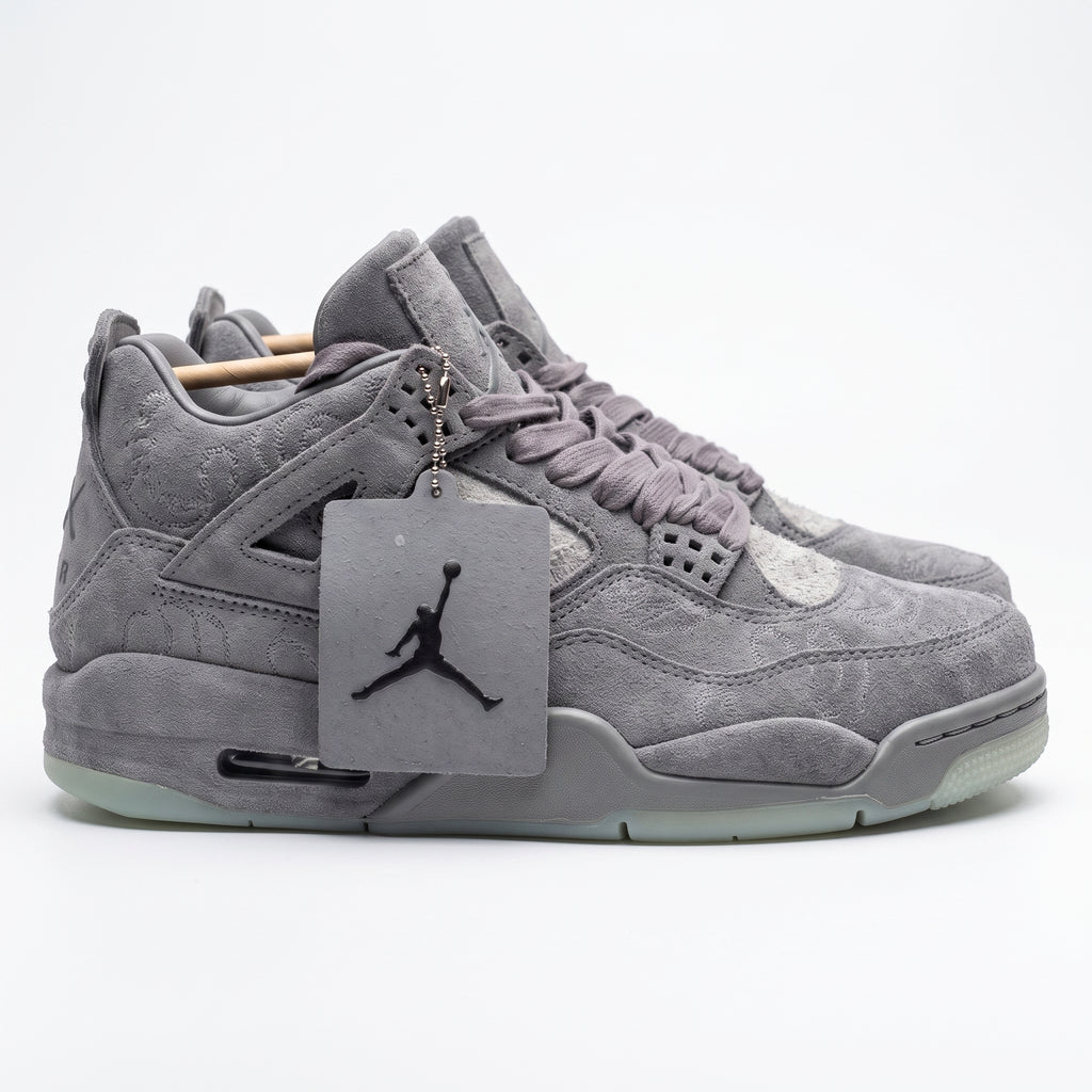 Nike Air Jordan 4 Retro x KAWS 'Cool Grey'